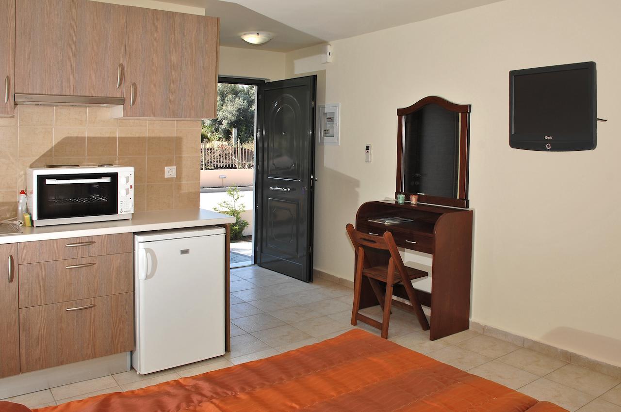 Achladi Beach Room photo